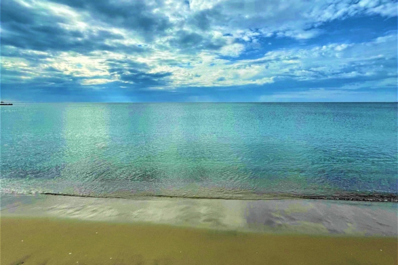 「賀露（かろ）みなと海水浴場」＜鳥取県/鳥取市＞