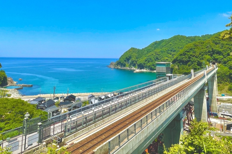 余部鉄橋「空の駅」展望施設＜餘部駅＞