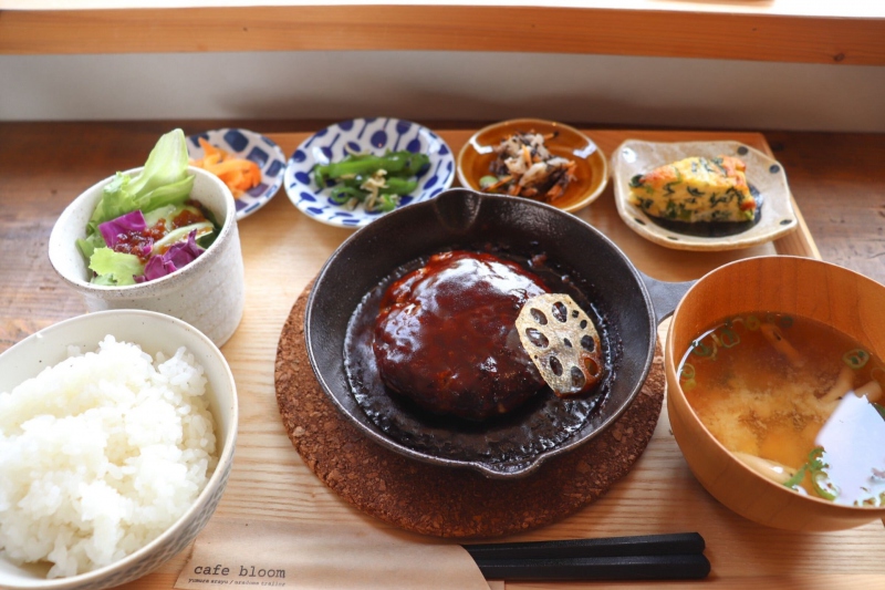 【湯村温泉】おしゃれなカフェ「cafe bloom（カフェブルーム）」【兵庫県/新温泉町】