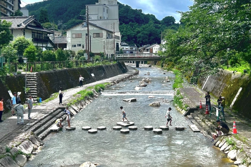 湯村温泉/春来川