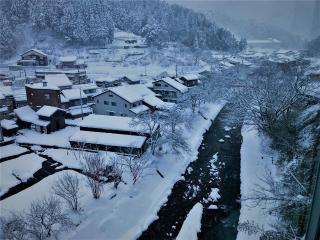 2021/2/18　兵庫県/湯村温泉の雪景色　和モダンツイン客室（お部屋）からの眺…