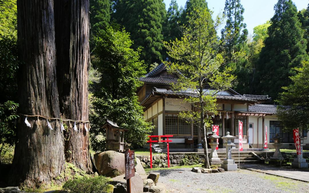 湯村温泉　八幡神社