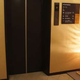 エレベーターの画像